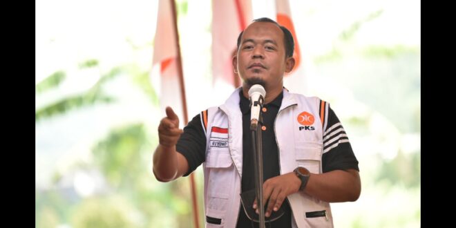 PKS: Batalkan Impor Beras, Serap Gabah Petani 100 Persen