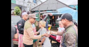 Peduli Korban Banjir di Manado, PKS Sebar 1.500 Paket Makanan Siap Santap