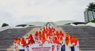 Puluhan Ibu-Ibu BPKK dan Forsil Wanoja Jawa Barat Geruduk Gedung DPR RI – DPW PKS Jawa Barat