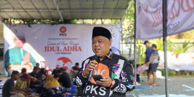 Peringati Idul Adha 1445 H, PKS Jatim Bagikan 200 Ribu Paket Daging, Kang Irwan: Semangat Terus Layani Masyarakat Jawa Timur