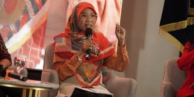 Pasangan Haru Suandhar-Ridwan Dhani Sungkem, Minta Restu Orangtua Maju di Pilwalkot Bandung 2024 – DPW PKS Jawa Barat