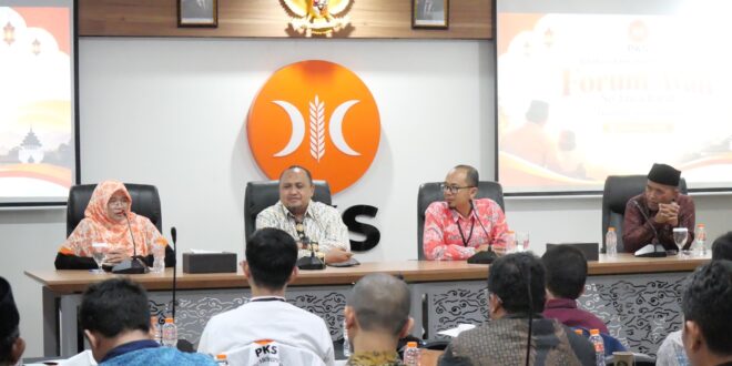 Satu dari Empat Anak Indonesia Tumbuh Tanpa Ayah, PKS Jabar Cetak Puluhan Ketua Forum Ayah – DPW PKS Jawa Barat